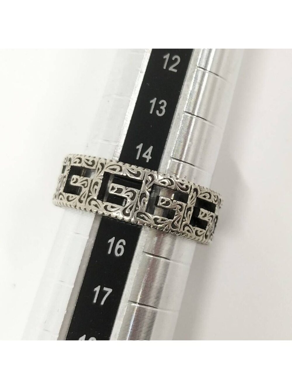 Gucci Square Arabesque Ring - Picture 11 of 12